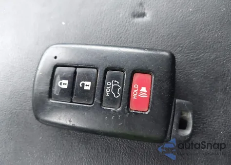 2015 Toyota Rav4 Limited z USA, uszkodzony, nr VIN 2T3DFREV7FW378376